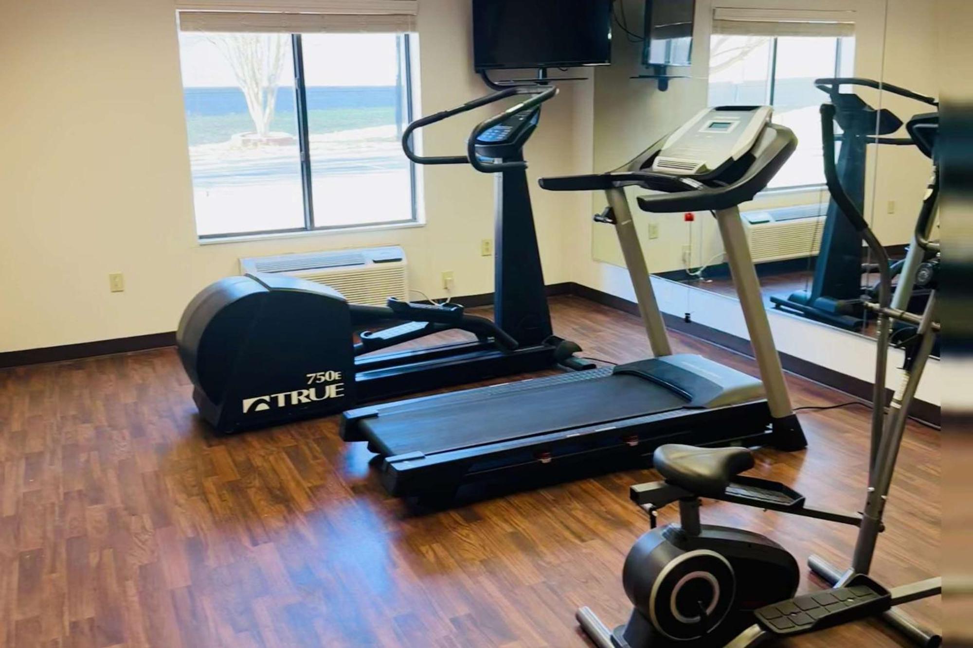 Hotel Clarion Pointe Albemarle Zewnętrze zdjęcie