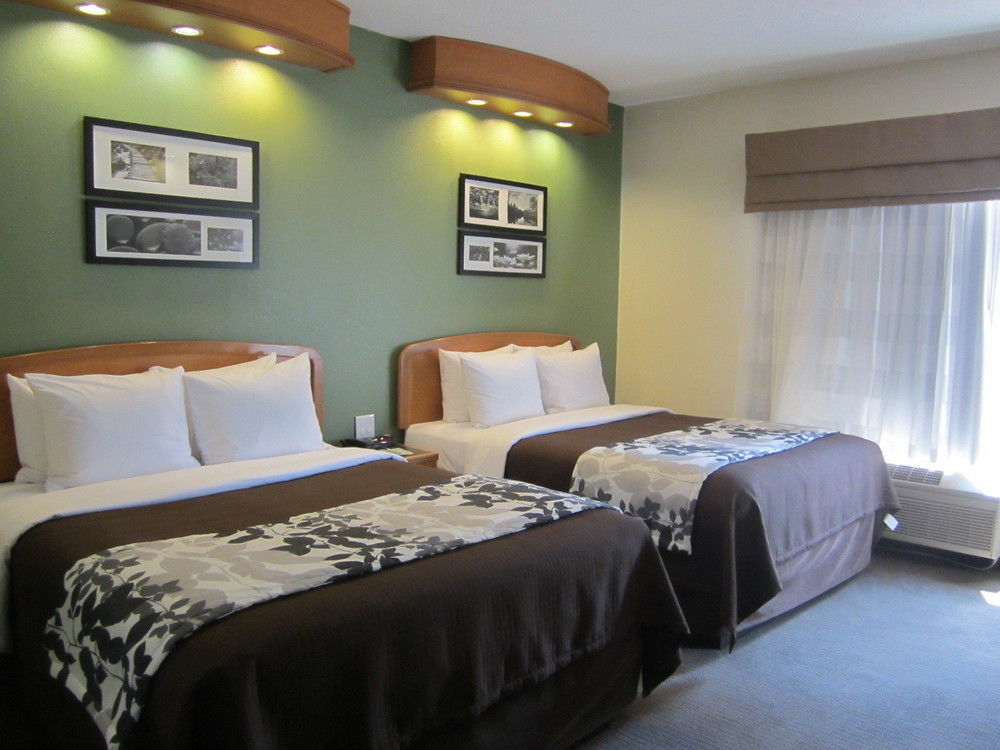 Hotel Clarion Pointe Albemarle Zewnętrze zdjęcie
